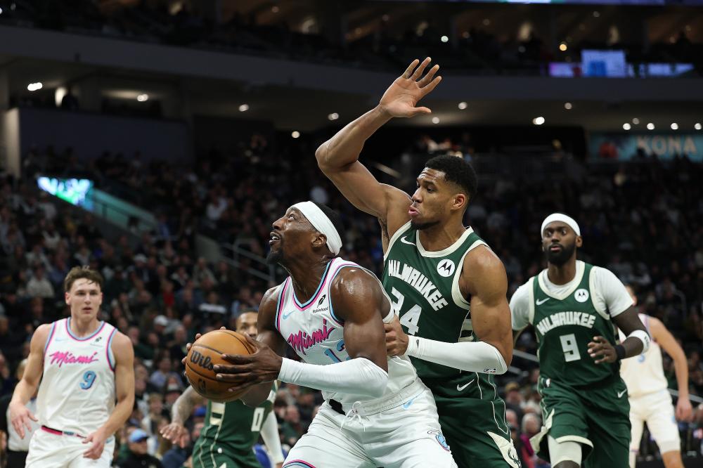 的表现大大 的表现大大